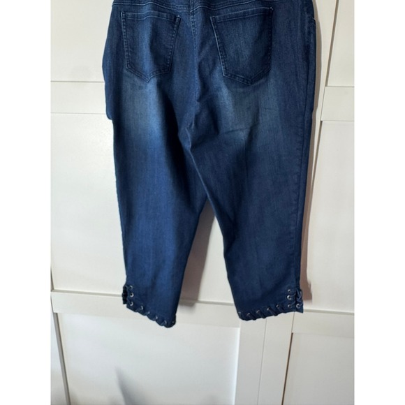 Westbound Women's Blue Denim Cropped Capri Pants Lace‎ Up Hem Size 16 - Picture 10 of 11